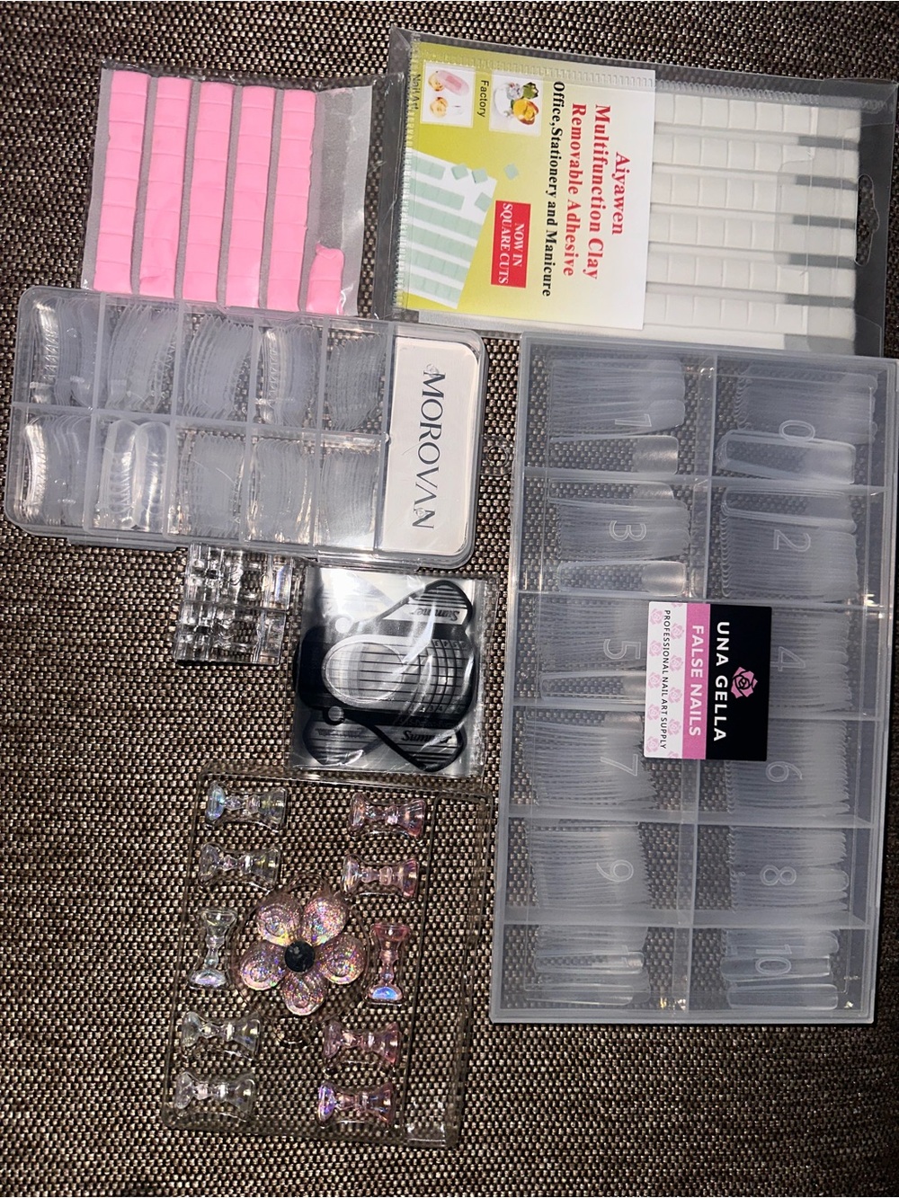 Nail Supplies & Accessories